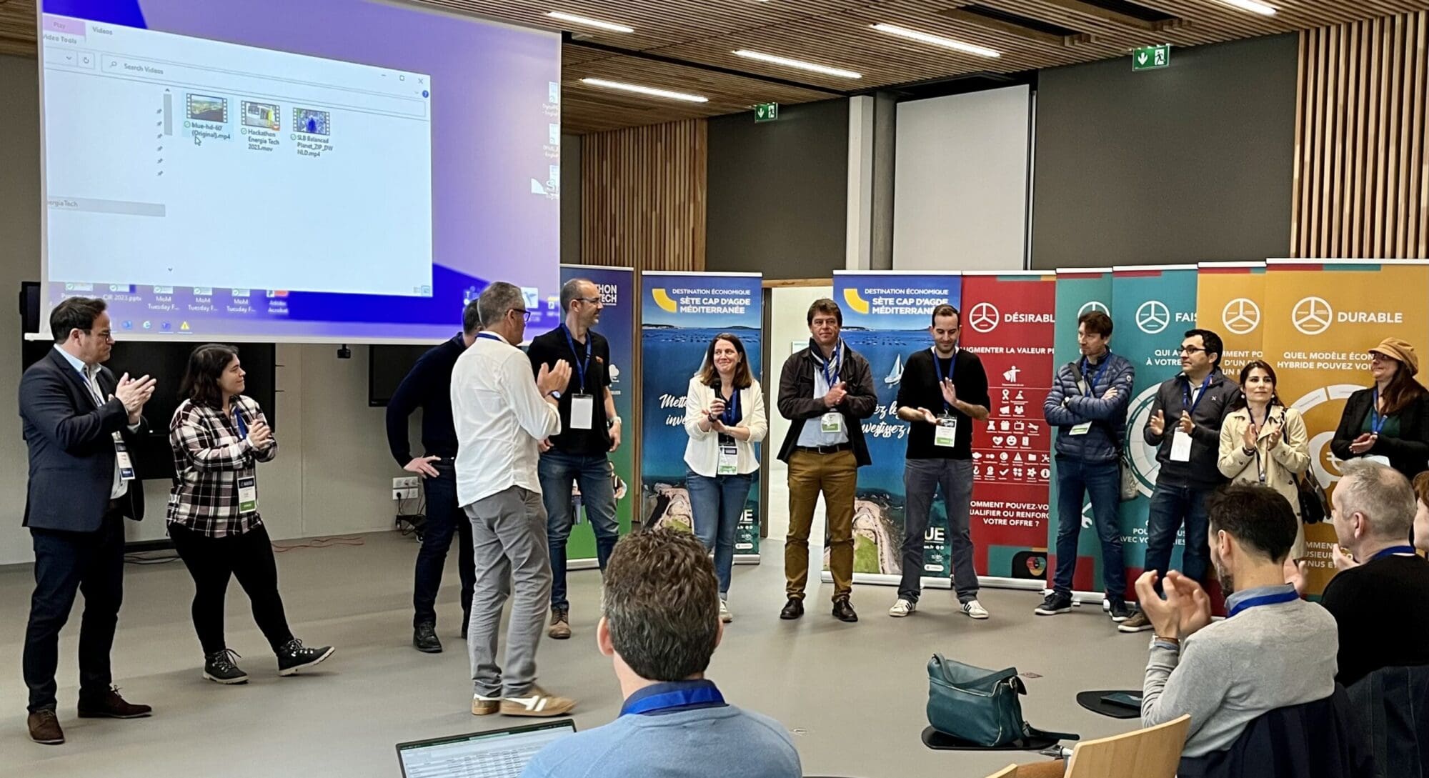 Presentation des coachs Hackathon ©Hope Manate scaled - Les indiscretions