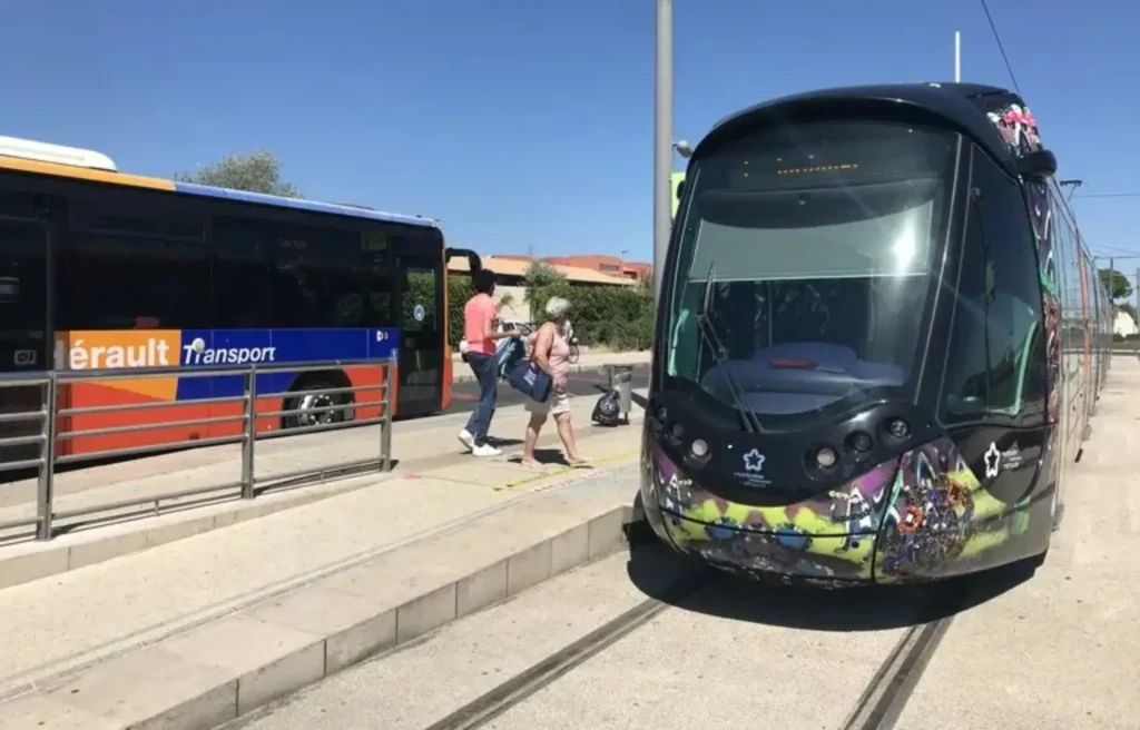 Gratuité du tramway : l’enquête éclairante de Mobilettre 1 - Les indiscretions Tramway - Les indiscretions