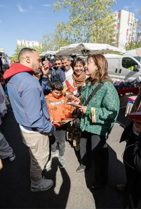 À mi-mandat, Carole Delga et sa majorité sondent les Occitans sur le terrain